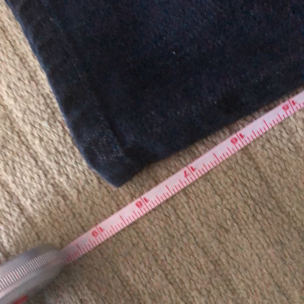 7 For All Mankind - Picture 3 of 7